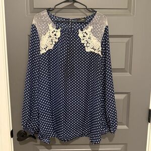 Suzanne Betro Navy and White Polka Dot Top Size 2X